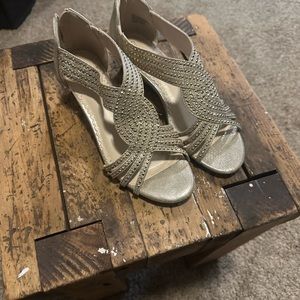 Woman’s flat sandals